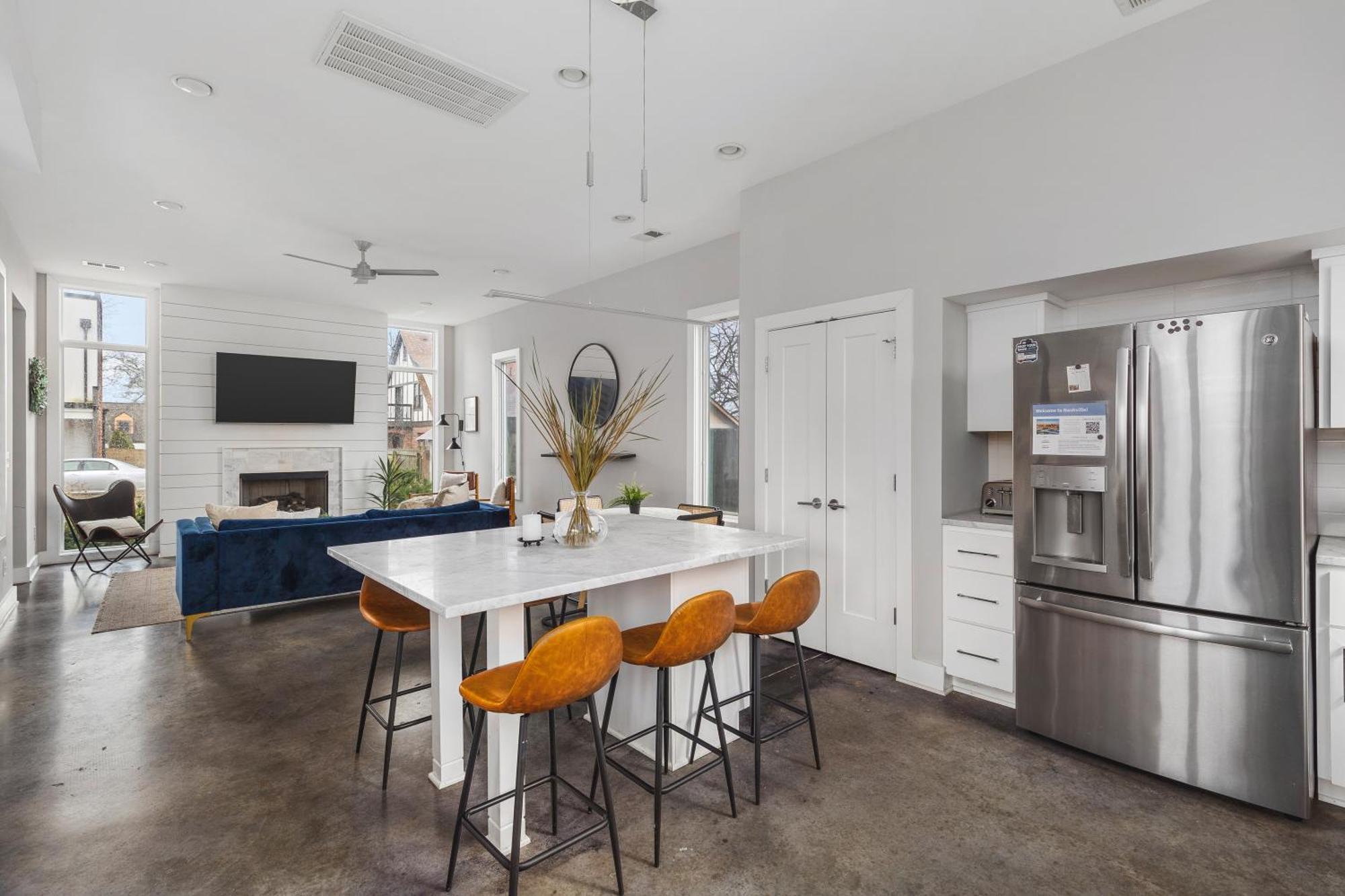 Modern Luxury Rooftop Deck, 3 Mi To Downtown Νάσβιλ Εξωτερικό φωτογραφία
